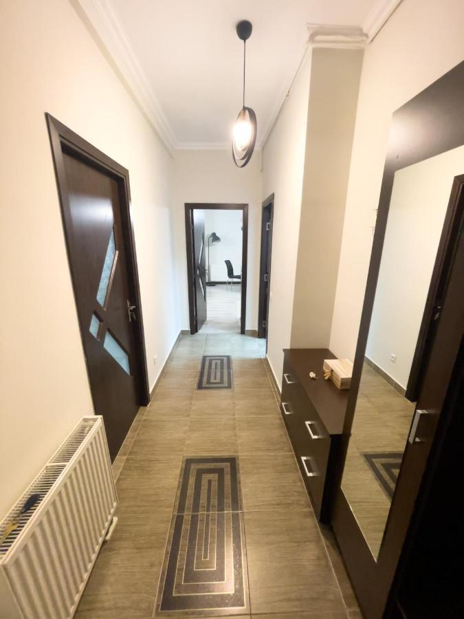 Enjoy Apartments - Spacious Retreat In Our Villa Cluj Napoca Bagian luar foto