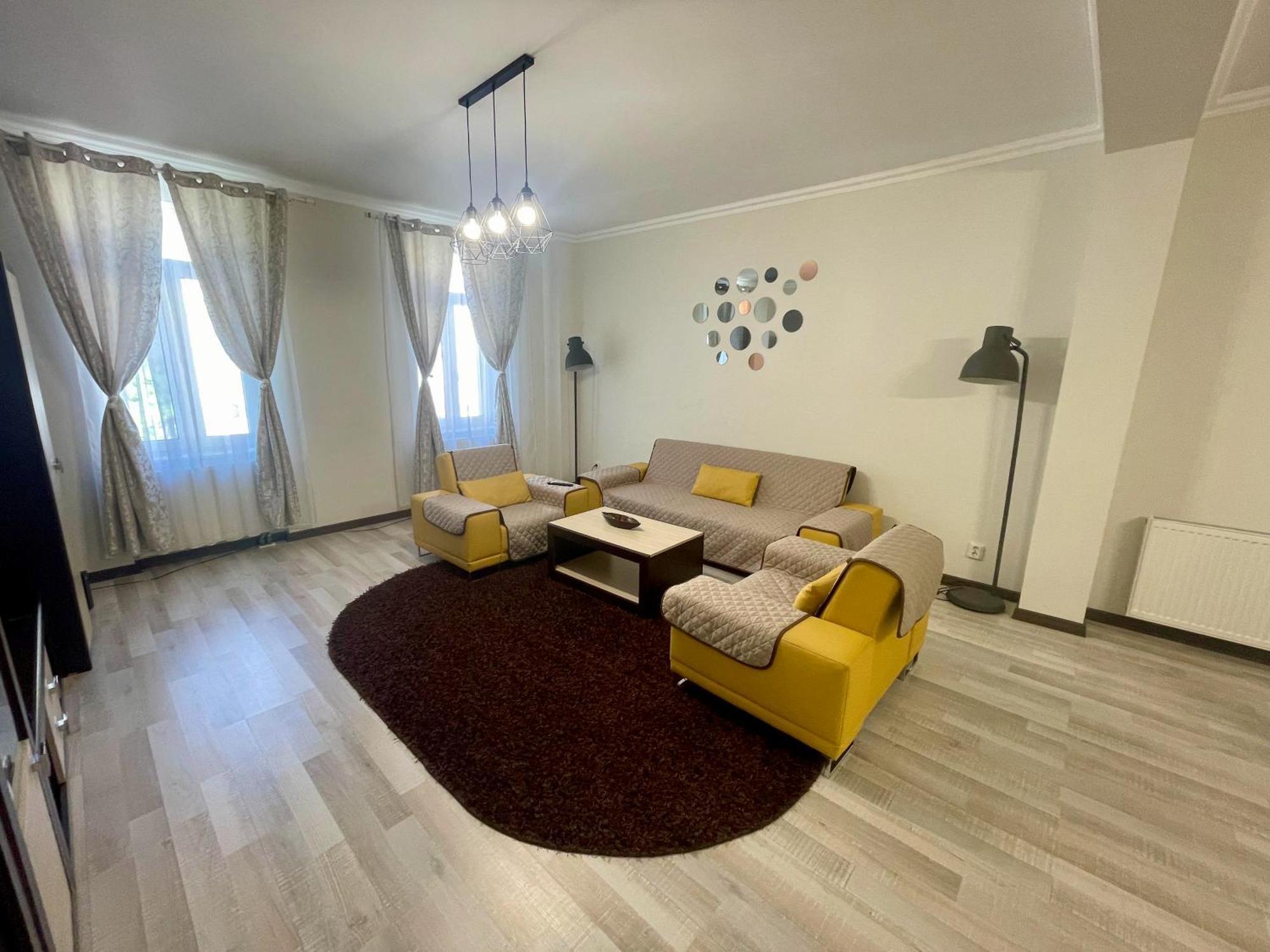 Enjoy Apartments - Spacious Retreat In Our Villa Cluj Napoca Bagian luar foto