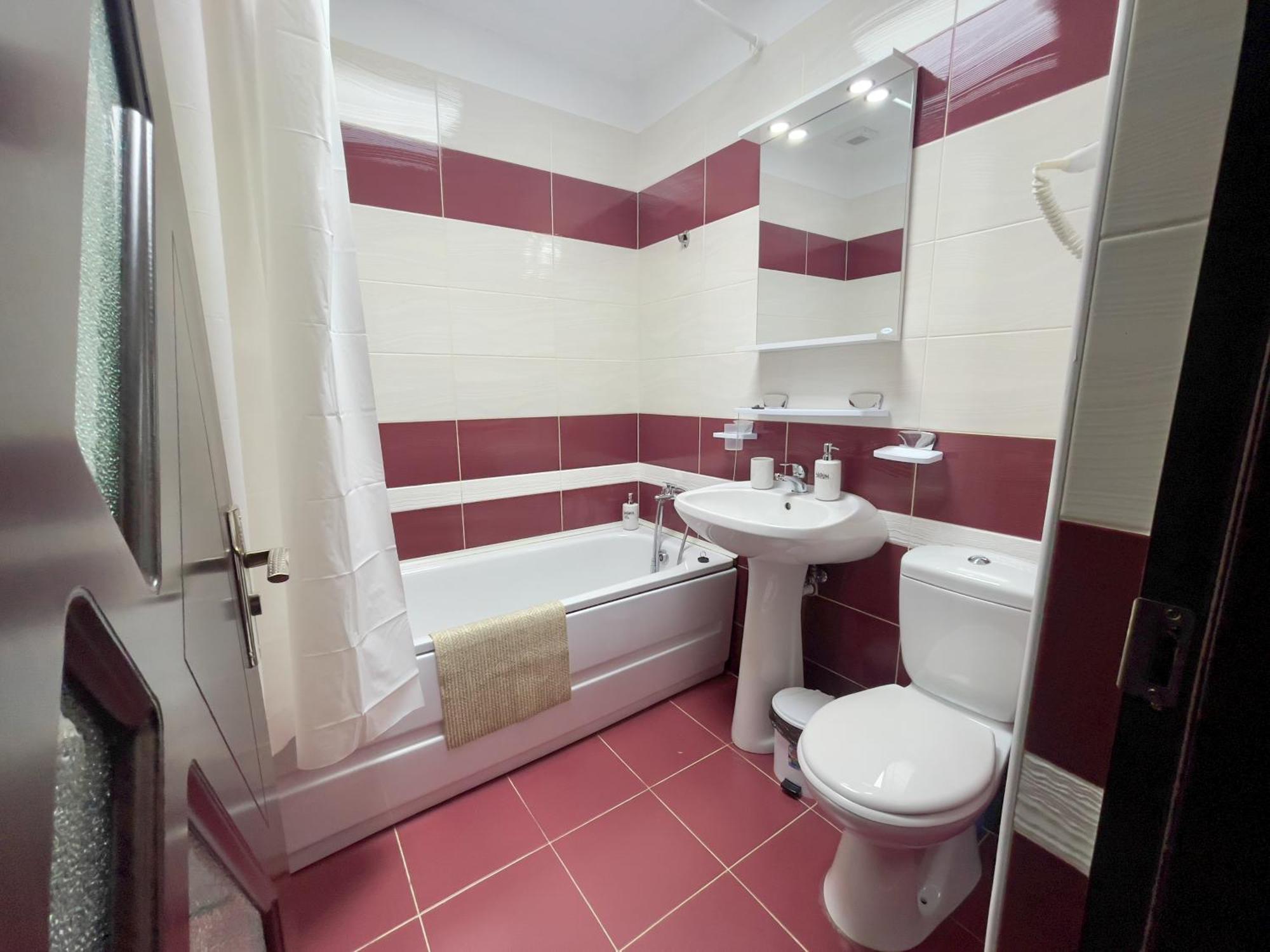 Enjoy Apartments - Spacious Retreat In Our Villa Cluj Napoca Bagian luar foto